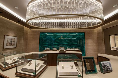 abu dhabi rolex store.